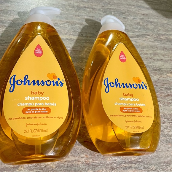 Brand new set of Johnson and Johnson baby shampoo - Picture 2 of 7